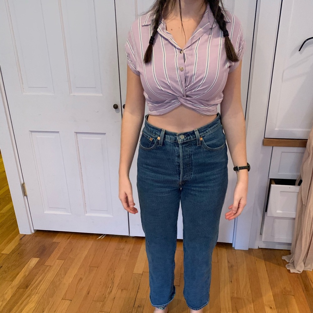 Cute crop top!